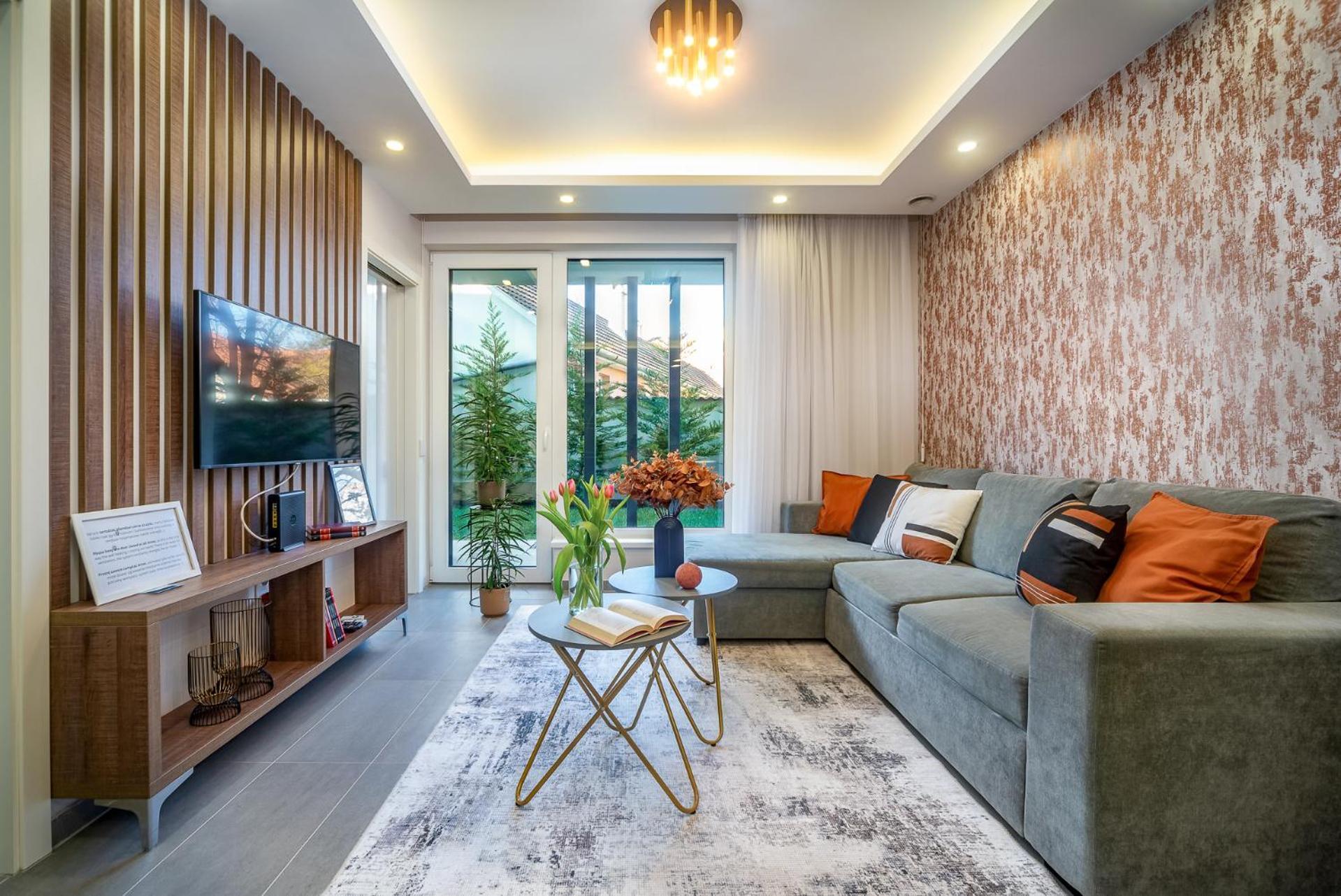 Lavida Deluxe Villa ハイデゥソボスロー エクステリア 写真